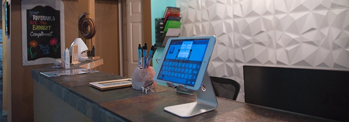 Chiropractic Phoenix AZ Front Desk
