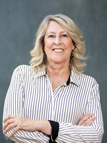 Chiropractor Phoenix AZ Roxane Zamora